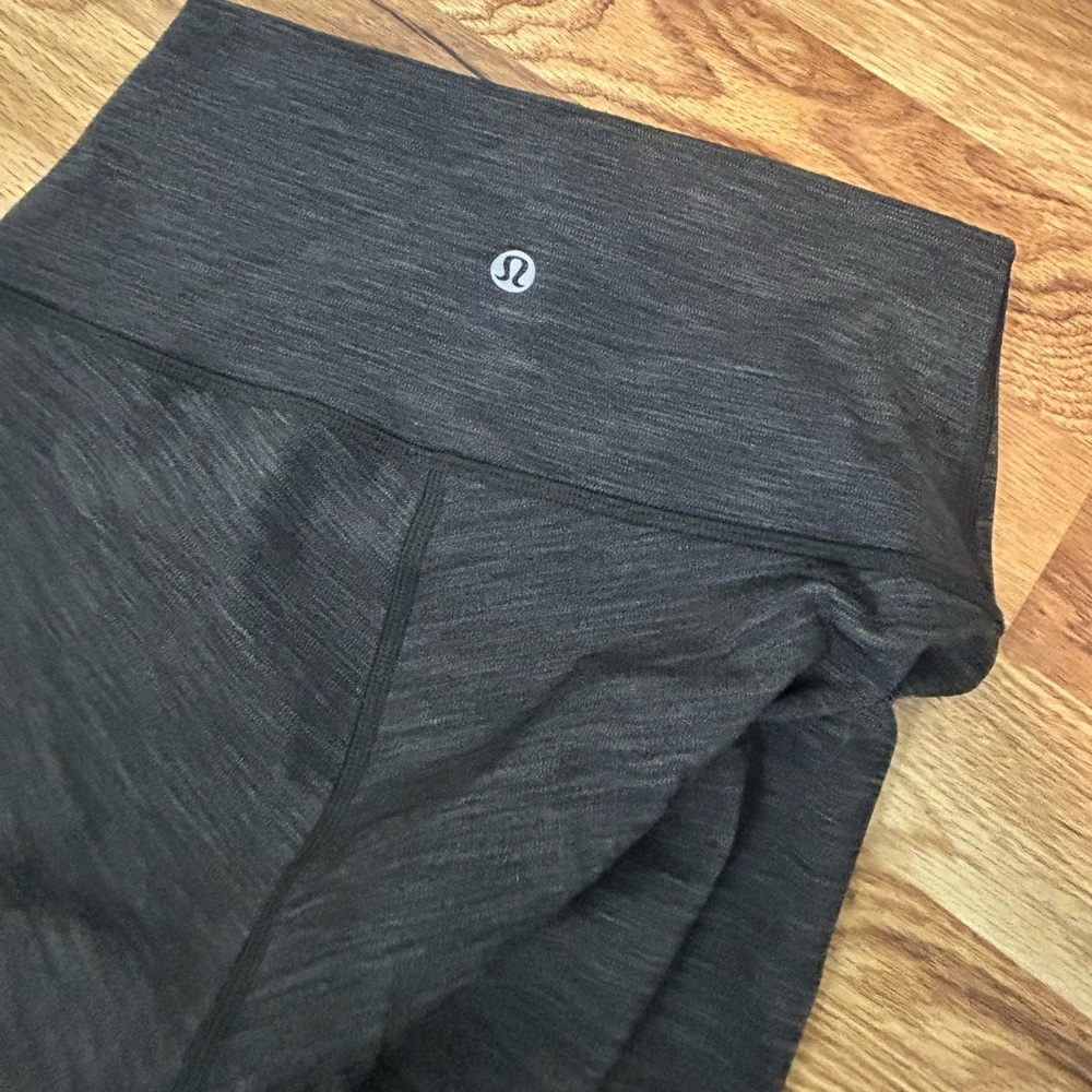 Grey Lululemon leggings
